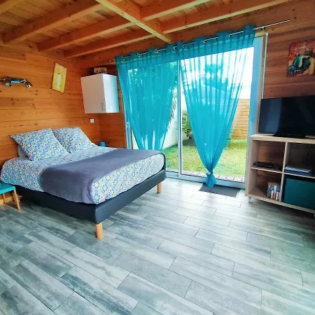 Gîte avec piscine et espace bien-être partagés entre Bordeaux et Lacanau océan Casa vacanze