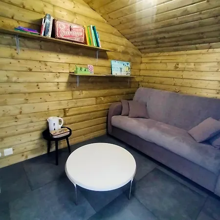 Gîte avec piscine et espace bien-être partagés entre Bordeaux et Lacanau océan Brach